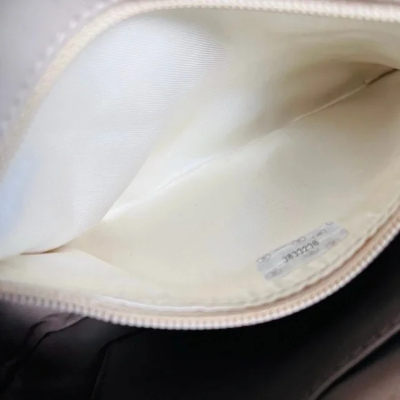 Chanel Cream Quilted Leather Crossbody Bag - Picture 3 of 12